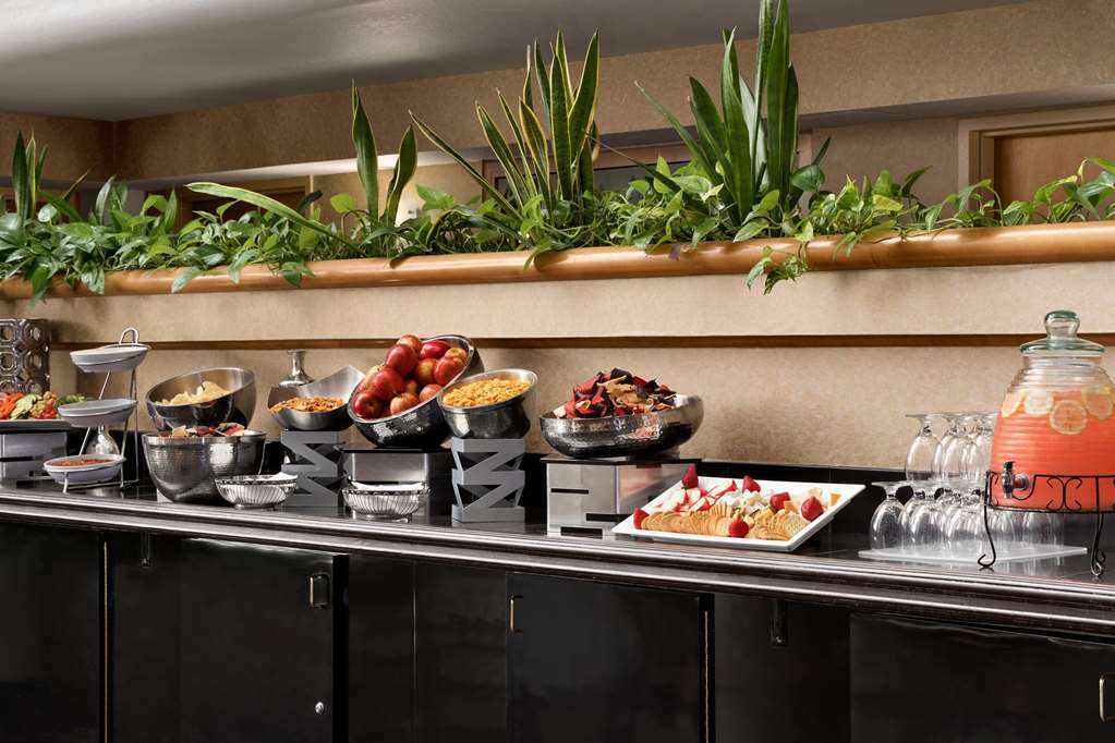 Embassy Suites By Hilton Convention Center Las Vegas Restaurant foto